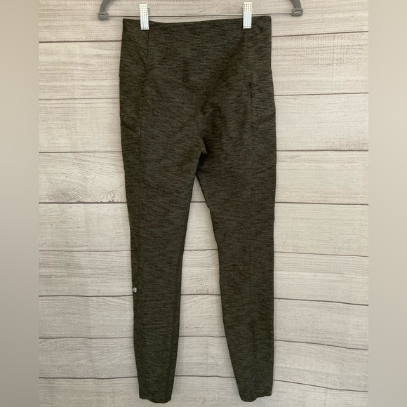 Eddie Bauer | Women’s Athletic Heather Green Leggings - Picture 2 of 8
